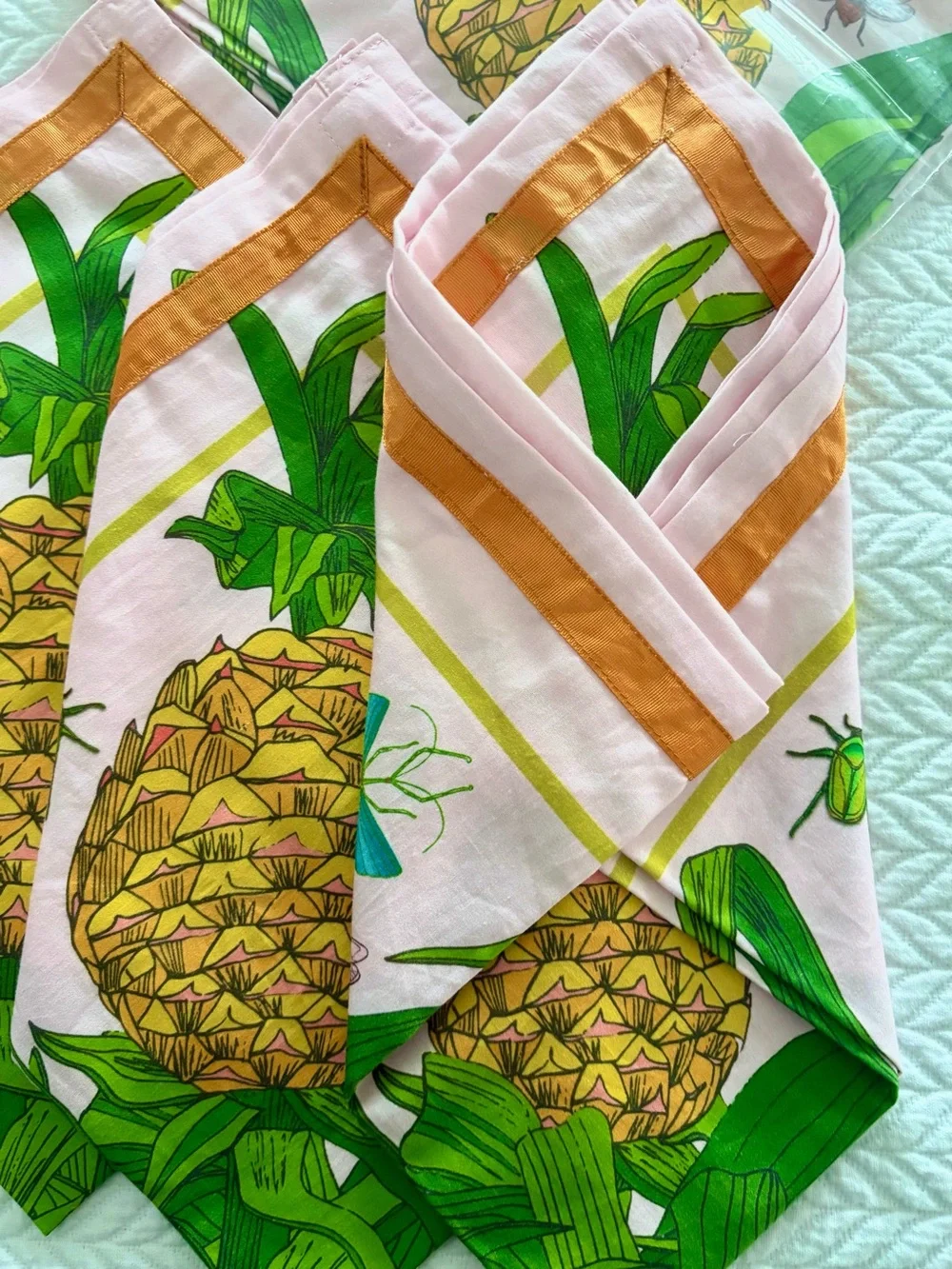 Jayes Studio  Pineapple Print linen dinner napkins Set of 8 Brand NEW!